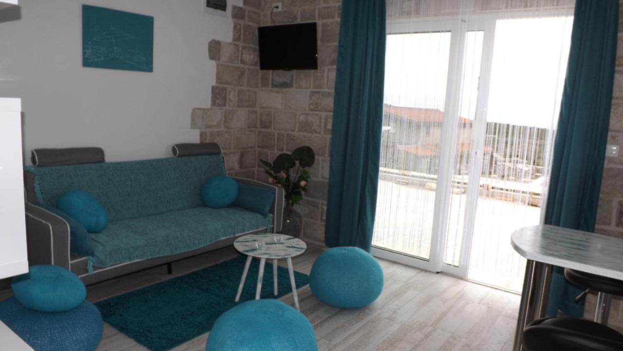 Lustica Apartments المظهر الخارجي الصورة