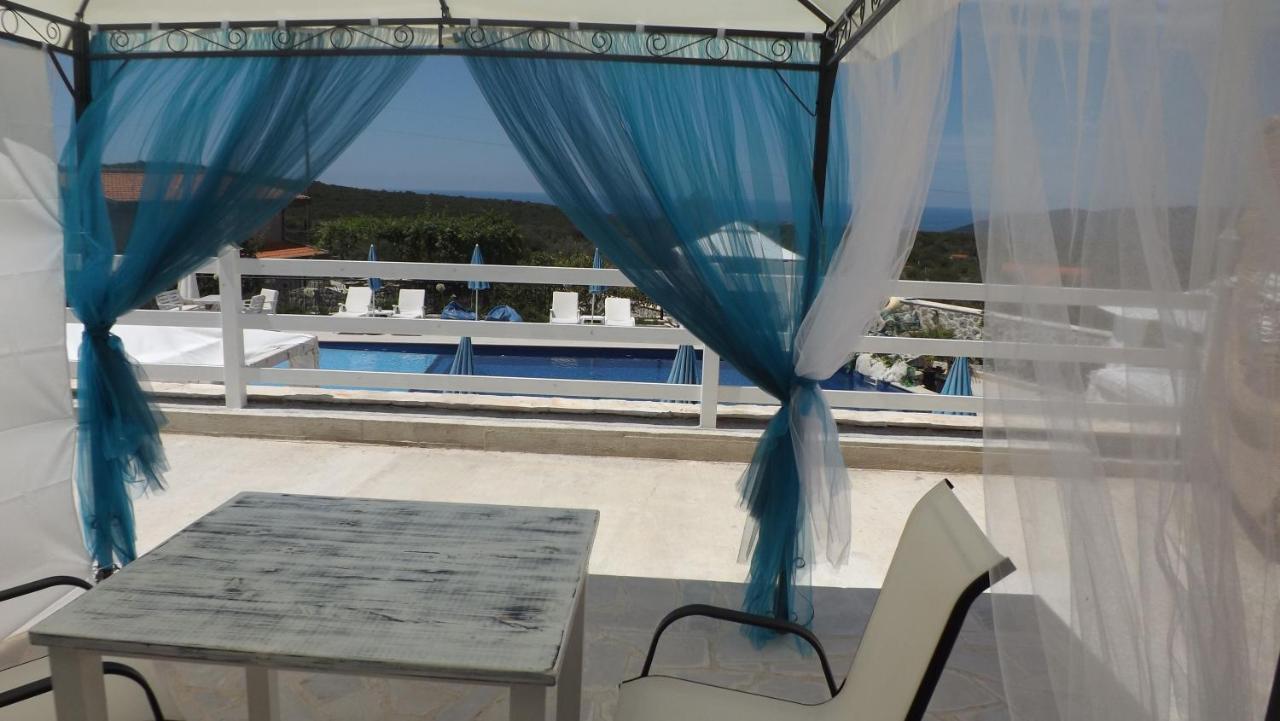Lustica Apartments المظهر الخارجي الصورة
