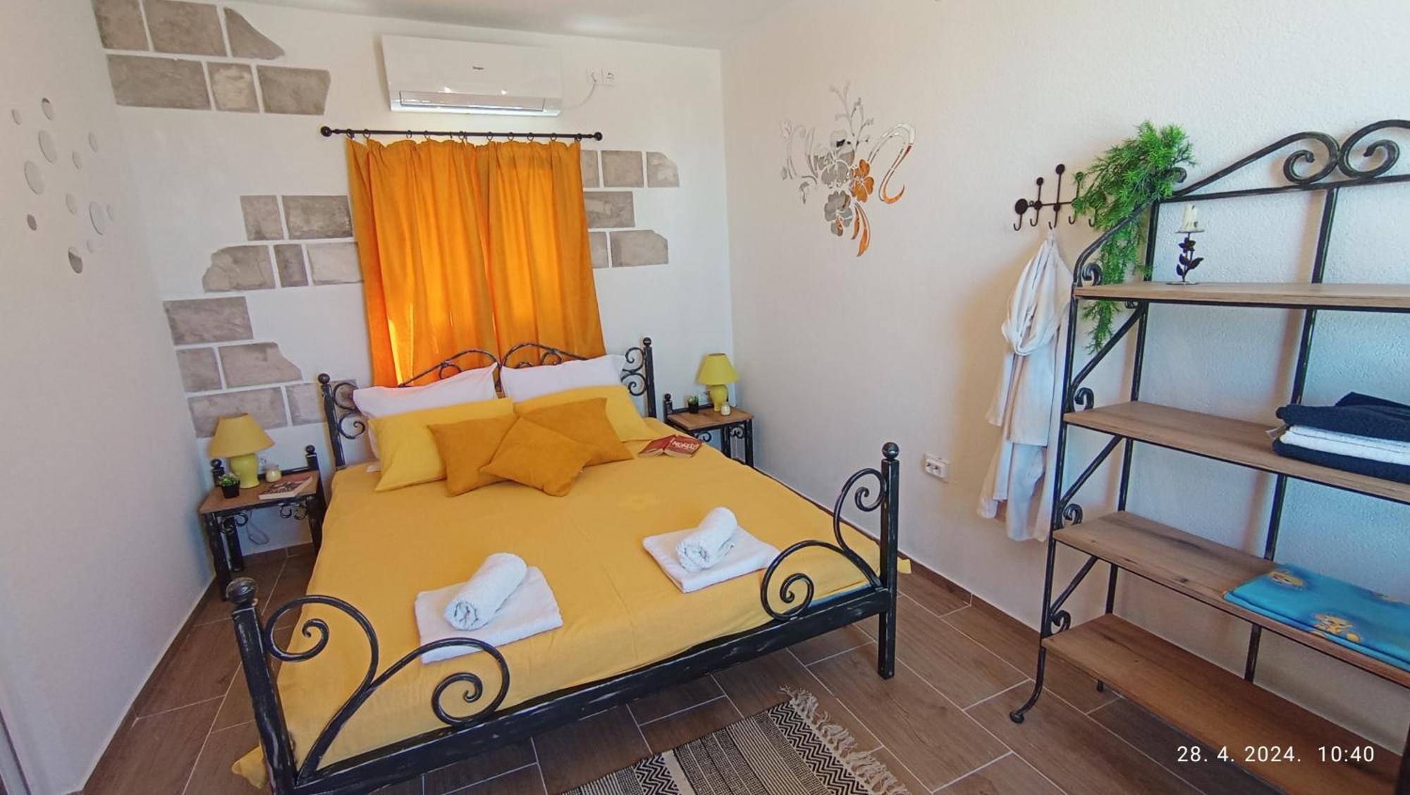 Lustica Apartments المظهر الخارجي الصورة